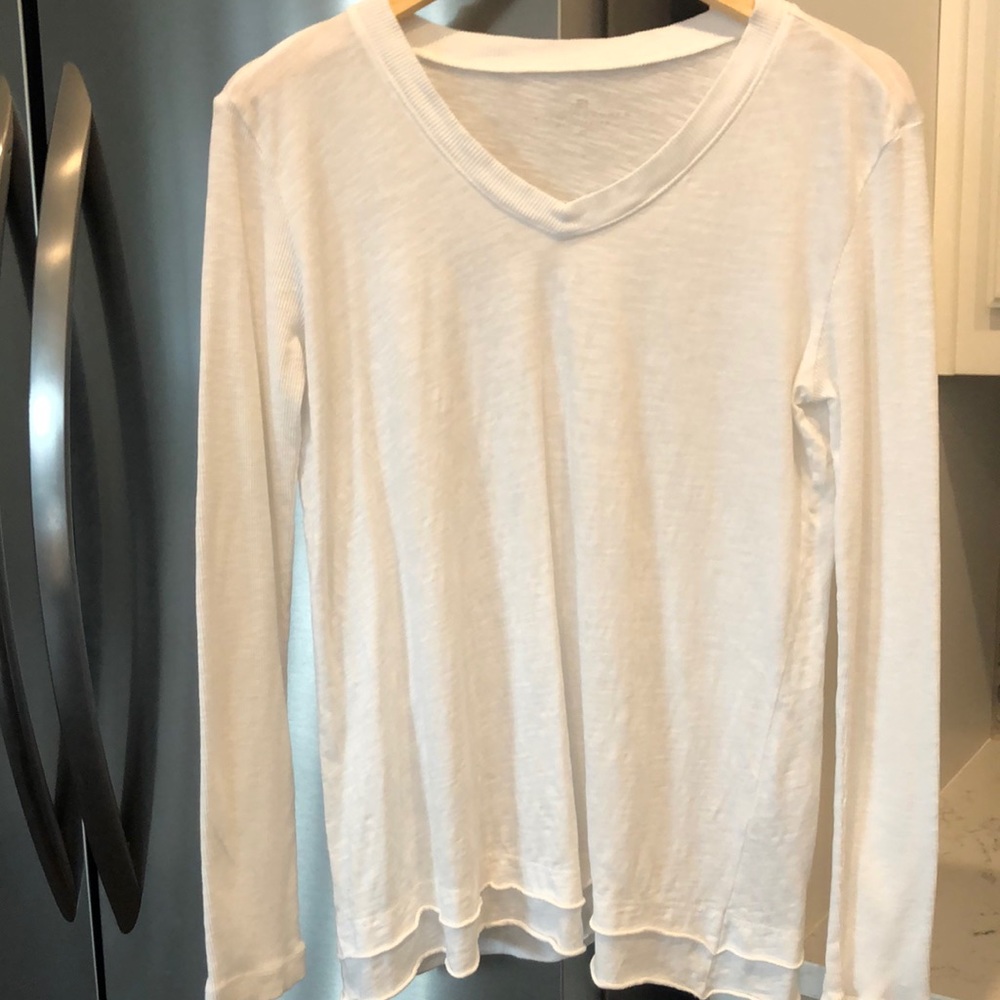 Elliott Lauren long sleeve tshirt